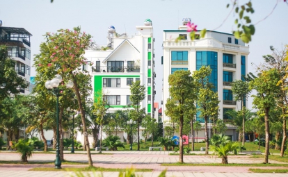 Green Line Long Biên